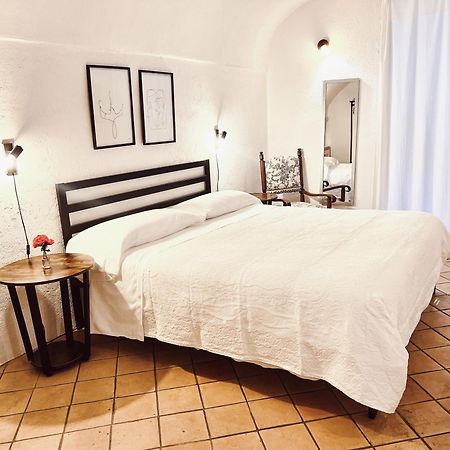 Stecado Caste - Dimora Storica Nel Cuore Del Paese Dolceacqua Zewnętrze zdjęcie