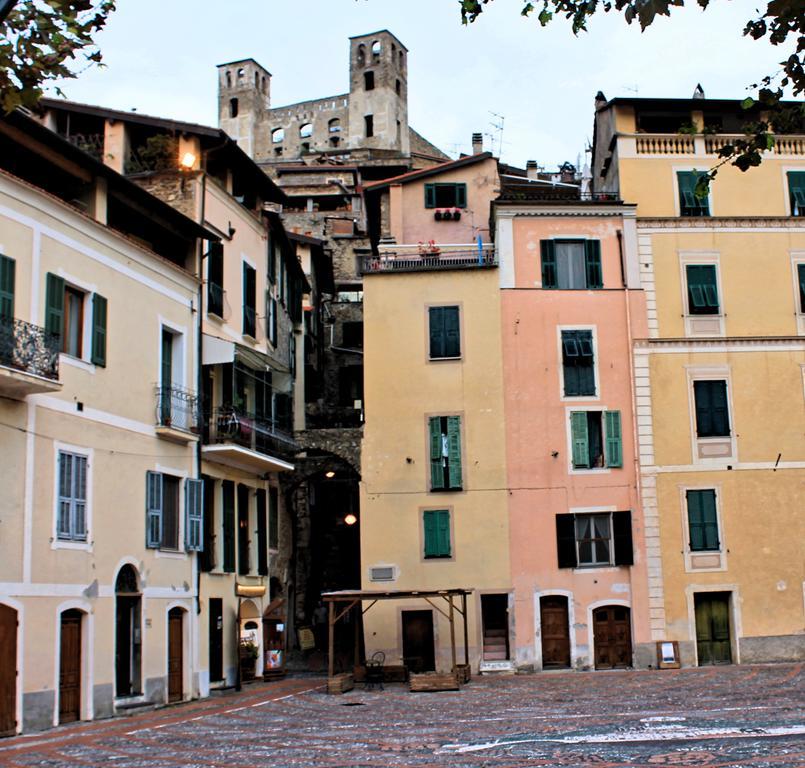 Stecado Caste - Dimora Storica Nel Cuore Del Paese Dolceacqua Zewnętrze zdjęcie